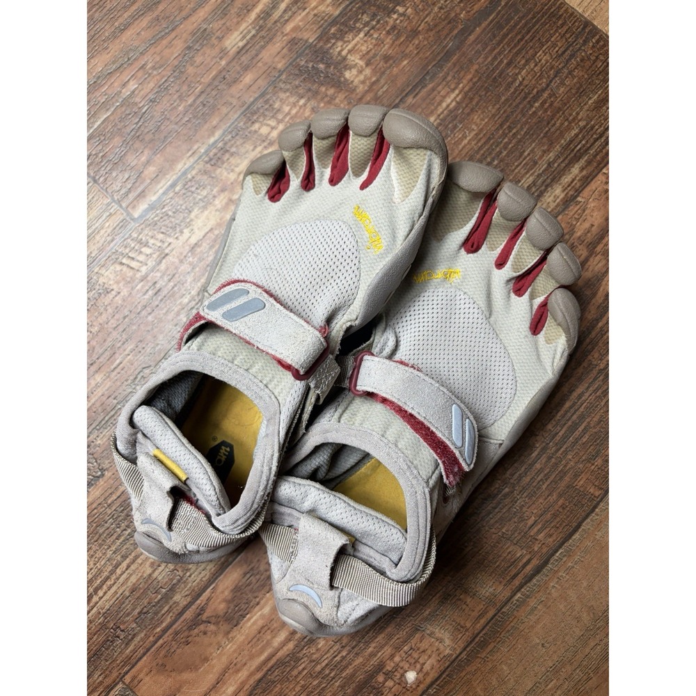 Vibram FiveFingers Minimalist Barefoot Shoes Pink Grey Size 38 s7